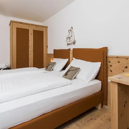 Small & Lovely Hotel Zaluna Otel Predazzo